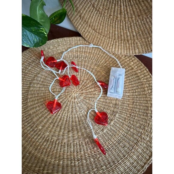 Small battery operated heart lights - Picture 1 of 7